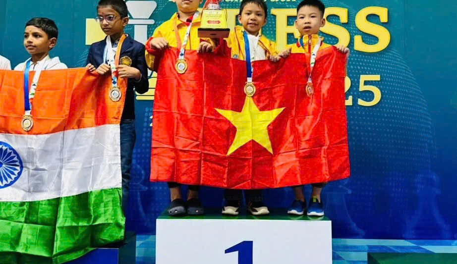 Junior Pheniker Vu Thanh An – 3B2 won the Team Gold Medal at the 27th Asian Youth Chess Championship – 2025.